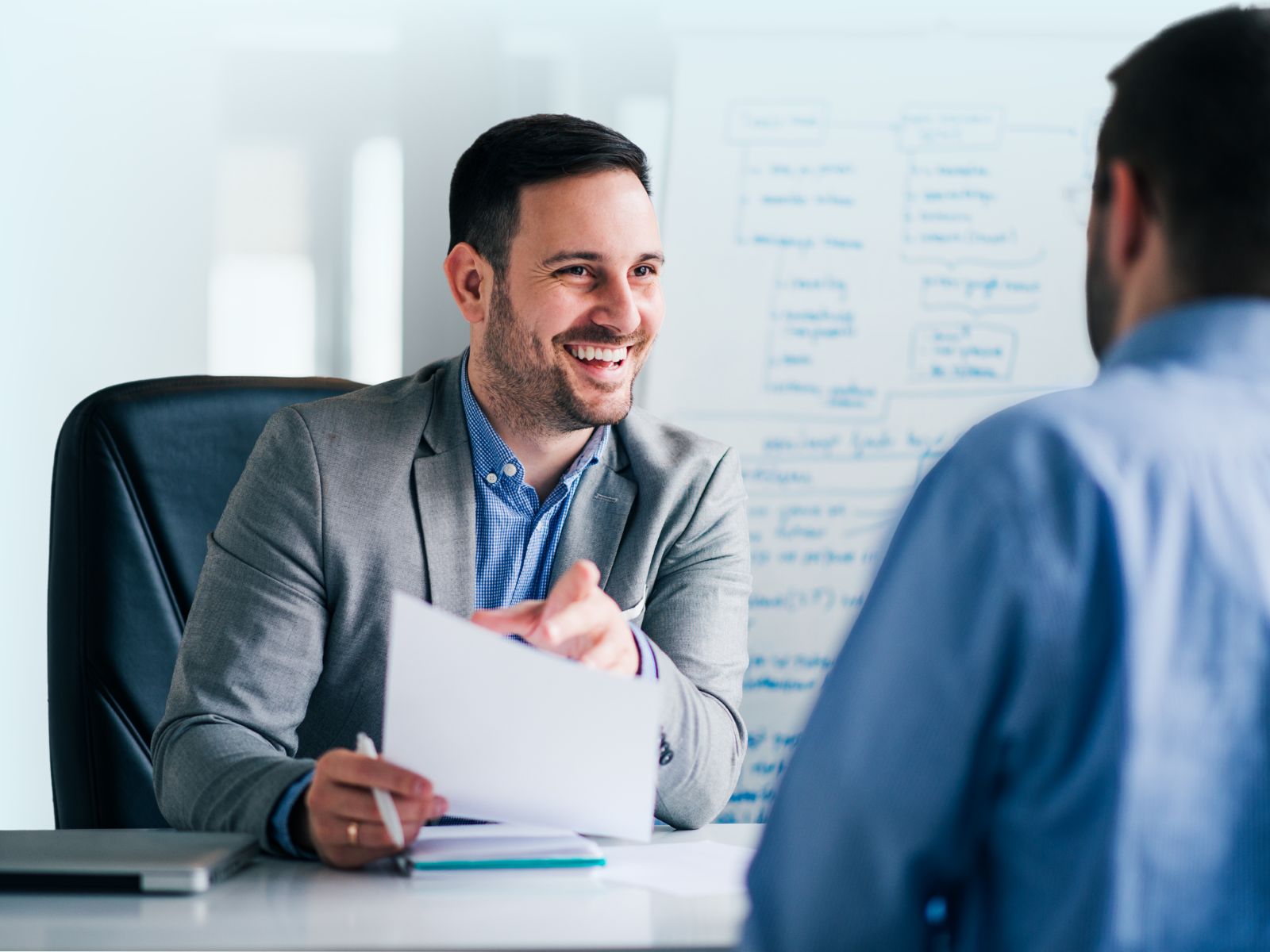 agencia-de-reclutamiento-diferentes-industrias 3R es la mejor agencia de reclutamiento para diferentes industrias